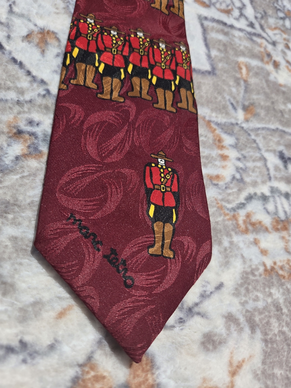 Men's Burgundy Novelty Tie with Red Mountie Police RCMP - Picture 2 of 4